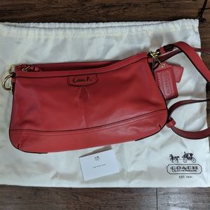 Coach Park Duffle style F19729
